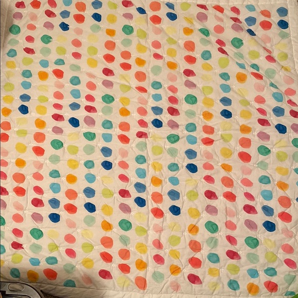 Lovevery Baby Polka Dot Quilt and matching Changing Pad Cover - Picture 2 of 11